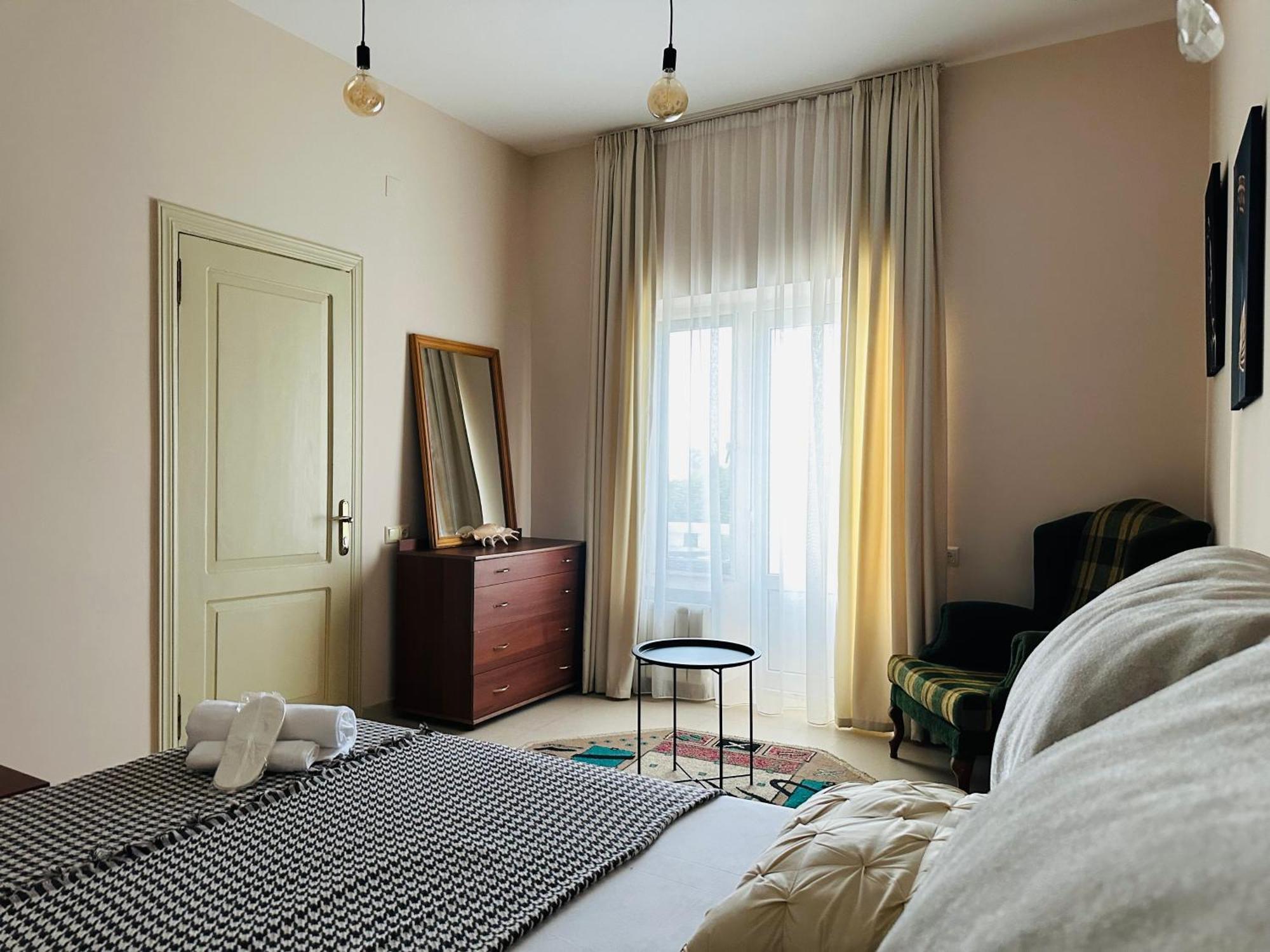 Claude Monet Beach Hotel Уреки Екстериор снимка